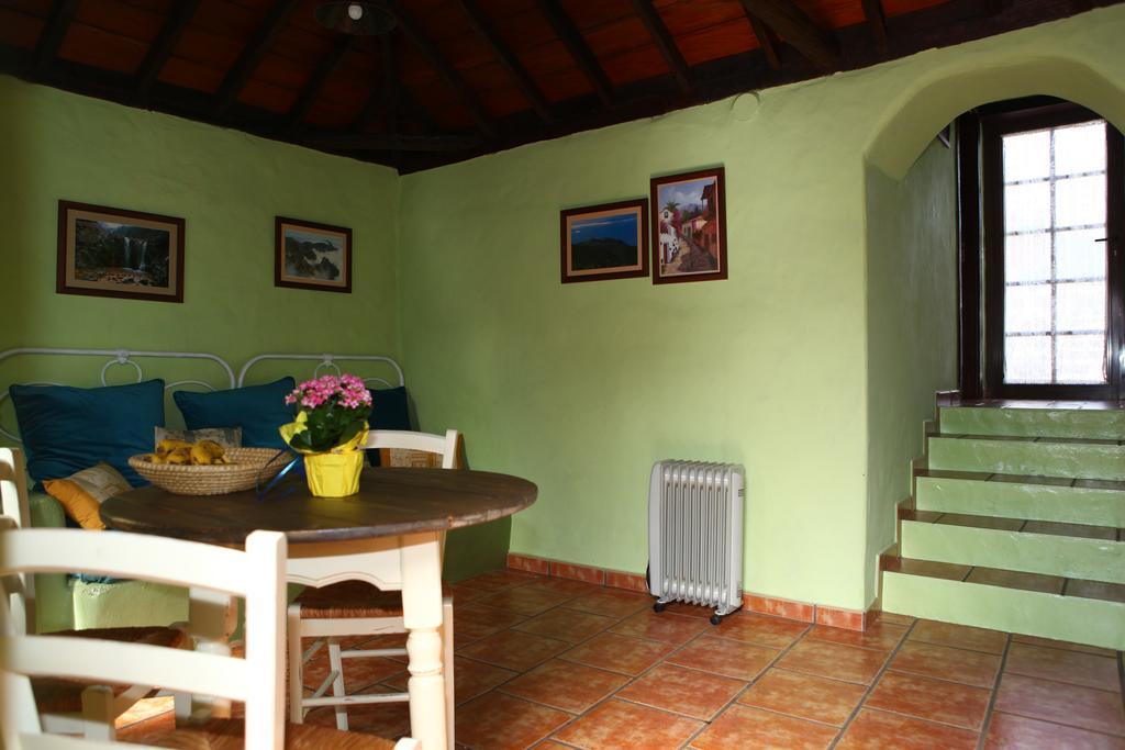 בית הארחה אל פאסו 	Casitas La Montanita מראה חיצוני תמונה